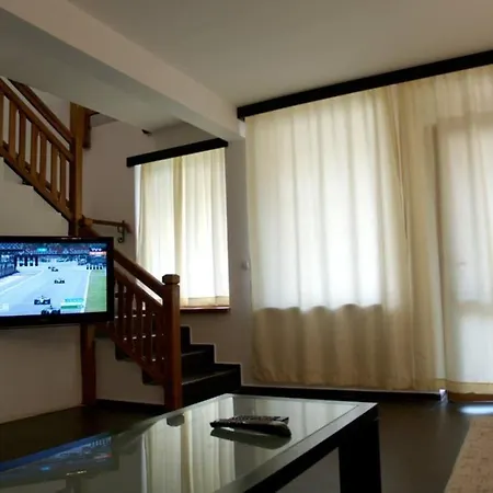 Bulgary Village بيت ضيافة